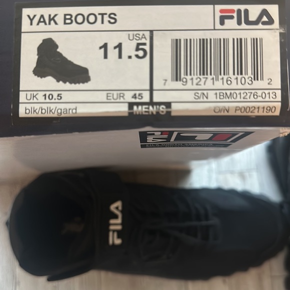 Fila  YAK Trainer Hiking Boots Men Sz 11.5 Black NEW (No Box) - Picture 13 of 13